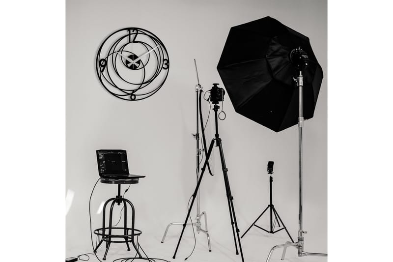 Achterdis Väggklocka Cirklar - Svart - Products - Inredning - Väggdekor - Väggklocka & väggur