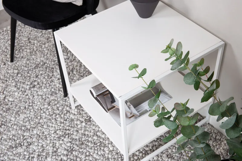 Staal Sidobord med Hylla - Vit - Products - Möbler - Bord & matgrupp - Avlastningsbord & sidobord - Brickbord & småbord