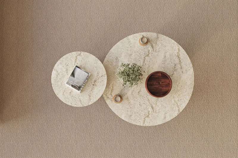 Lorricus Soffbord 70 cm Rund - Travertin Och Valnöt - Products - Möbler - Bord & matgrupp - Soffbord