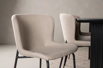 Vail Matgrupp 200 cm Rektangulär med 6 Modesto stolar - Beige - Products - Möbler - Bord & matgrupp - Matgrupp