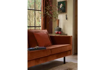 Lissbon 2,5-sits Sammetssoffa - Rost - Products - Möbler - Soffa - 2 sits soffa