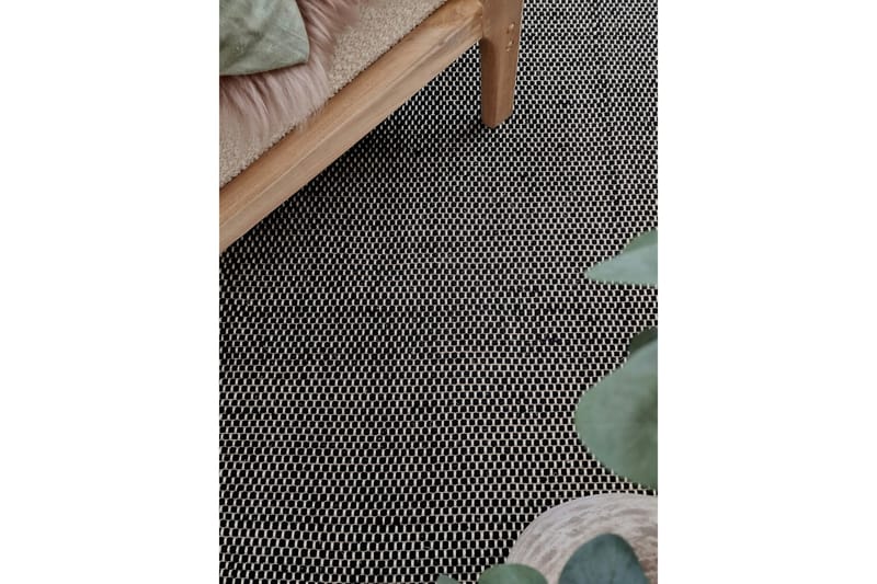 Torsby Ullmatta 200x290 cm Rektangulär - Svart - Products - Textil & mattor - Matta - Modern matta - Ullmatta