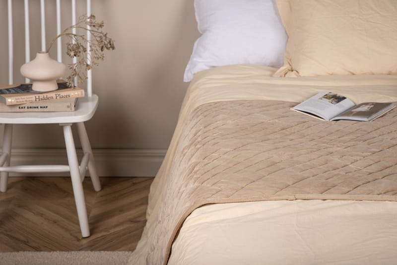 Jilly Överkast 80x180 cm - Beige - Products - Textil & mattor - Sängkläder - Överkast - Överkast dubbelsäng