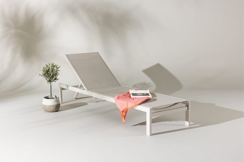 Tunis Solsäng Beige - Beige - Products - Utemöbler & utemiljö - Utestol & trädgårdsstol - Solsäng & solvagn