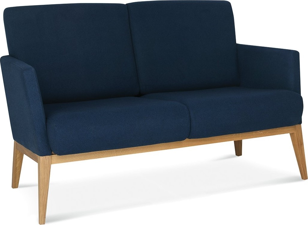 Montana 2-sits soffa - Valfri f�rg p� stomme och kl�dsel