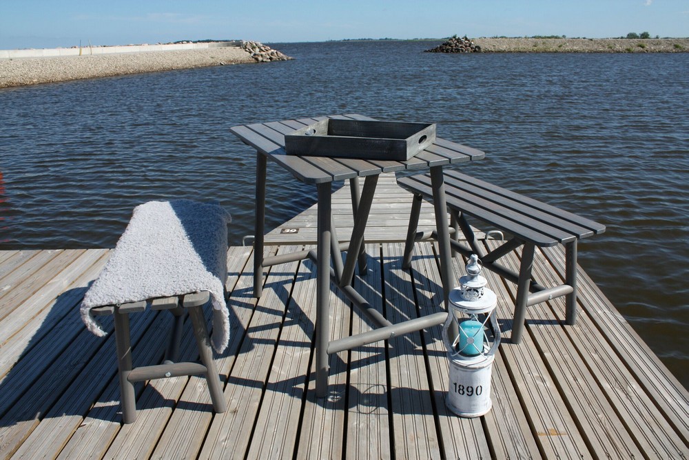 �land bord med 2 b�nkar - Gr�