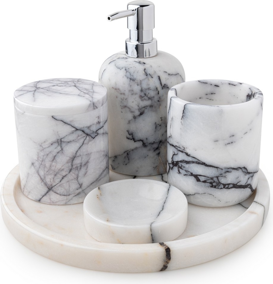 Badrumsset i vit marmor fr�n Sicilien med 5 delar