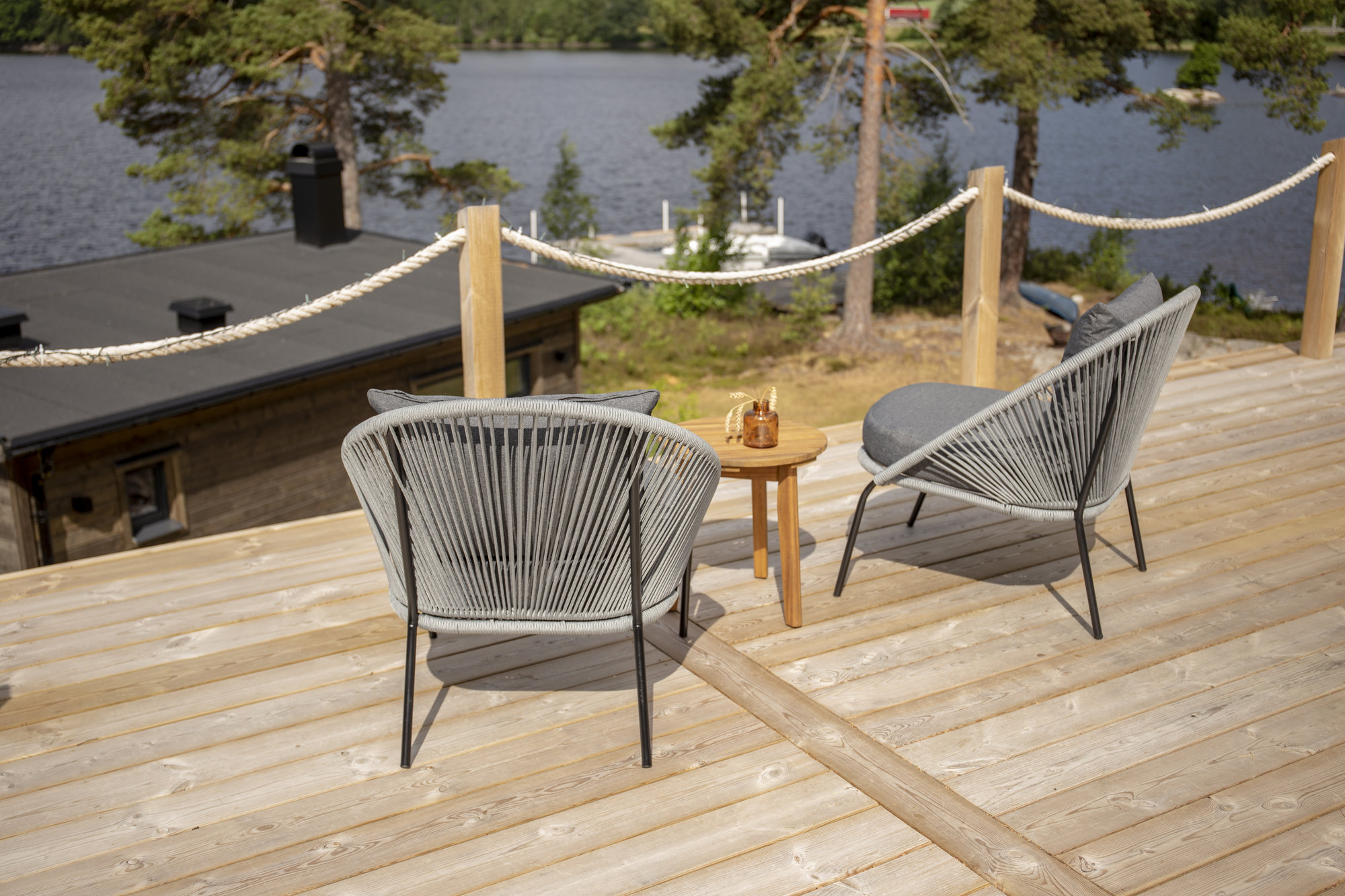 Chania caféset med 2 st Lindos loungestol - Svart/Grå/Natur Chania caféset med 2 st Lindos loungestol - Svart/Grå/Natur