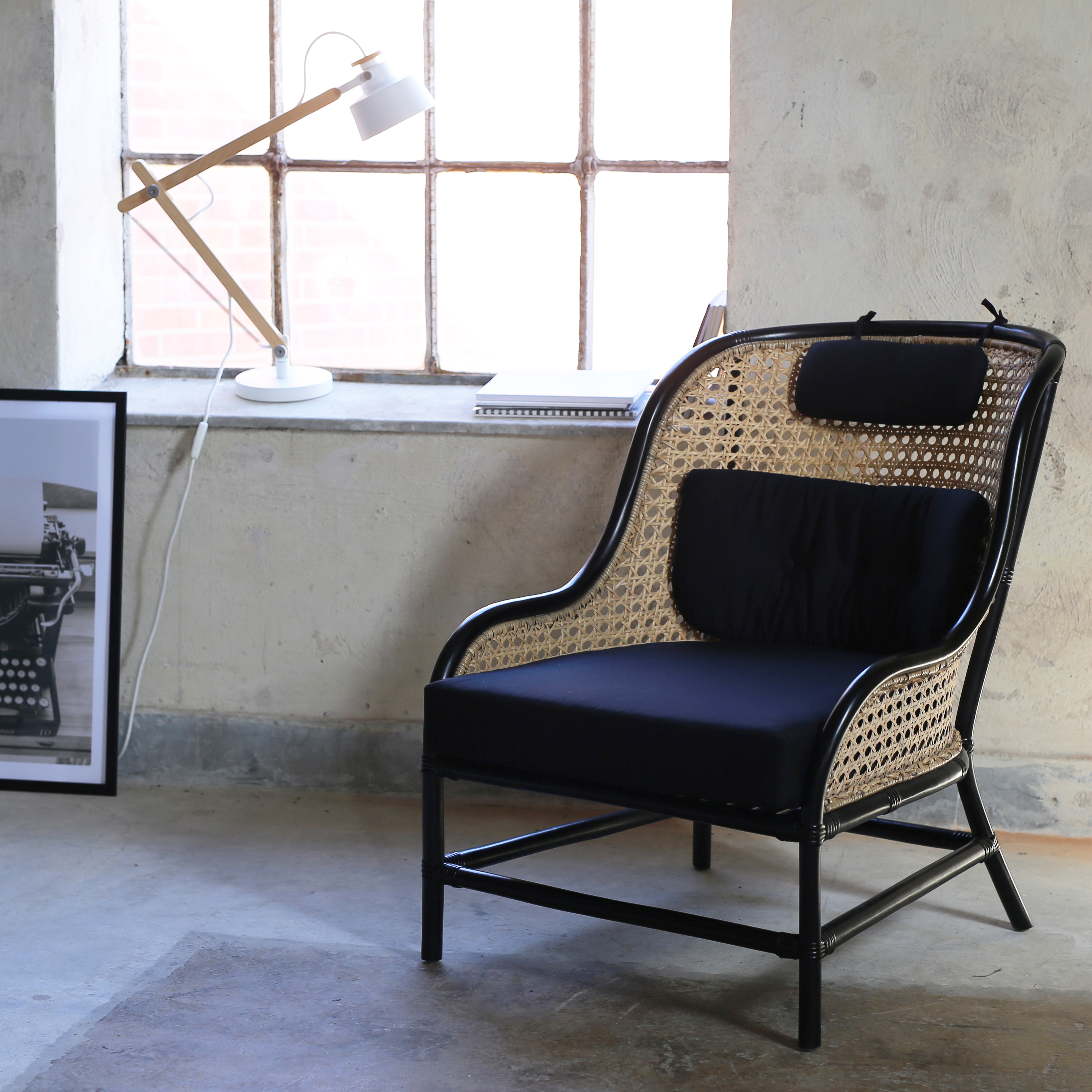 Anton zwarte fauteuil van rotan