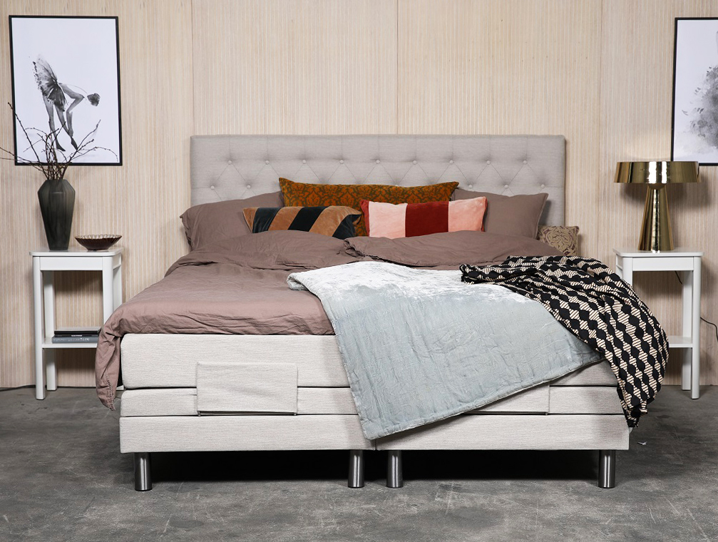 Klara compleet verstelbaar tweepersoonsbed met hoofdeinde 7-zone Pocket - Beige