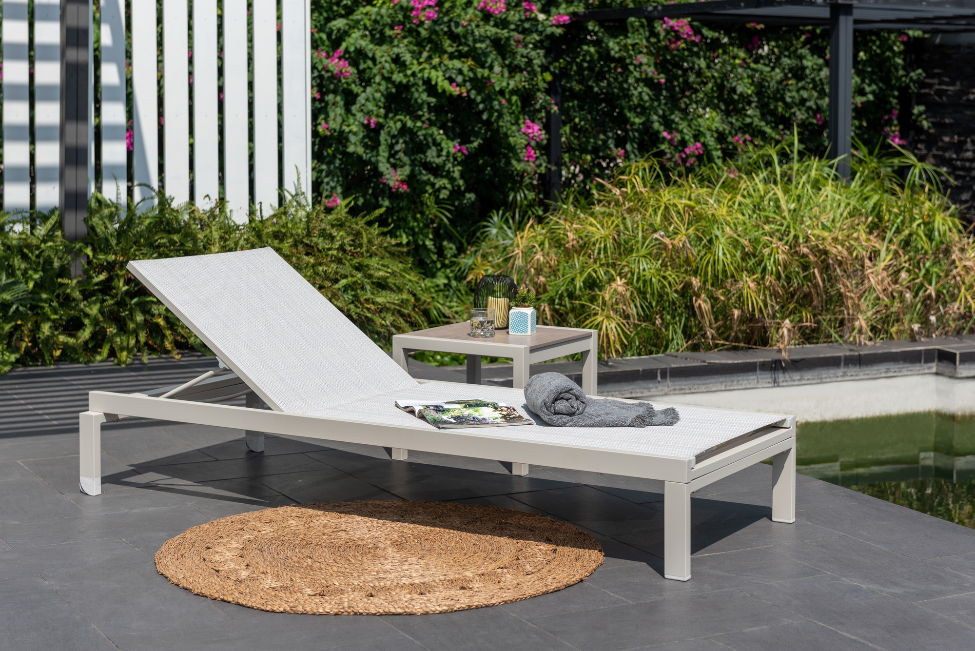 Urbanite zonnebank - Beige