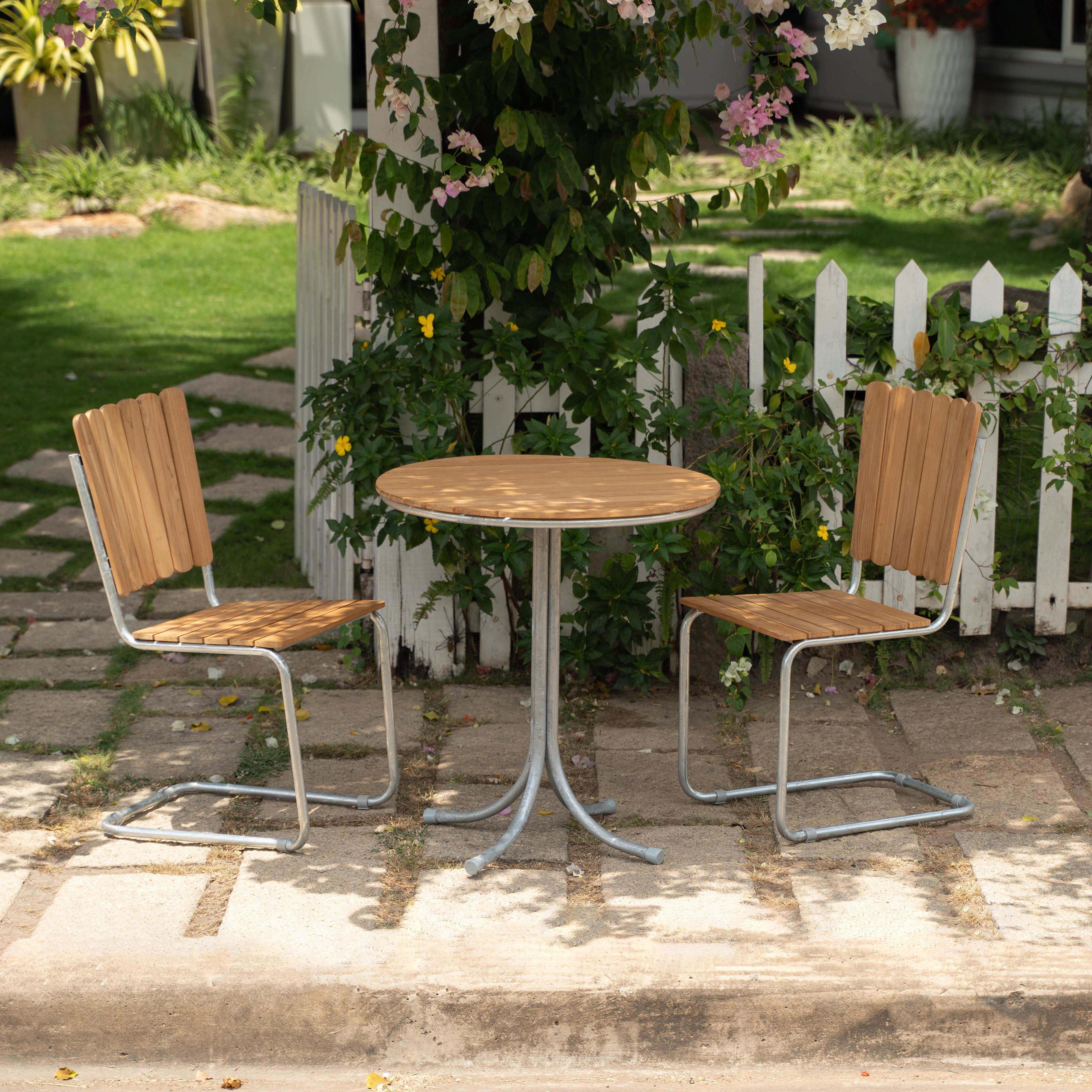 Teakstol med galvat stl, stapelbar - Mllan