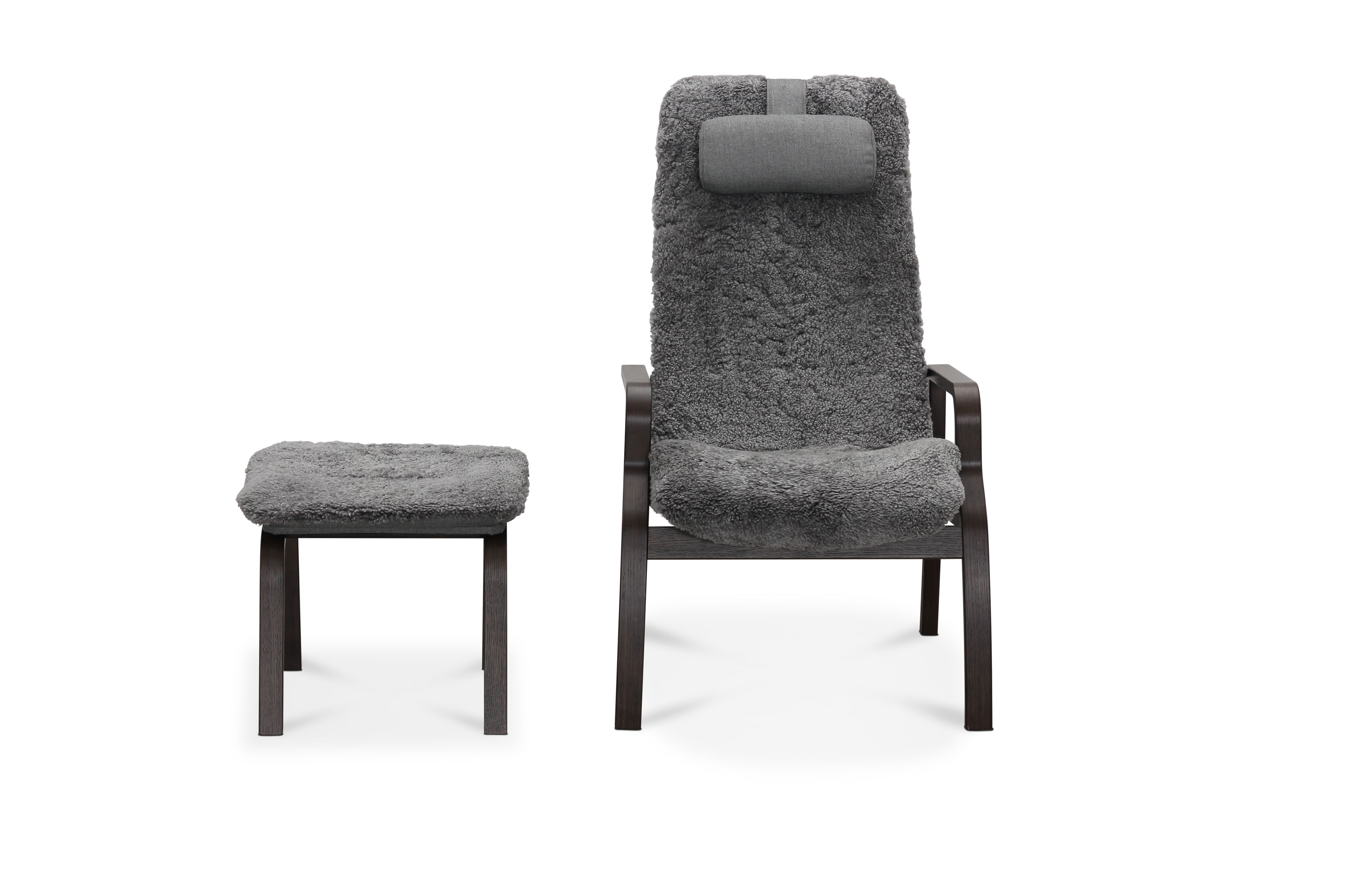 Fåtölj med fotpall fårskinn smoked oak/grå - Frank Fåtölj med fotpall fårskinn smoked oak/grå - Frank