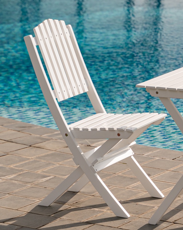 Utestol Br�nn� vit