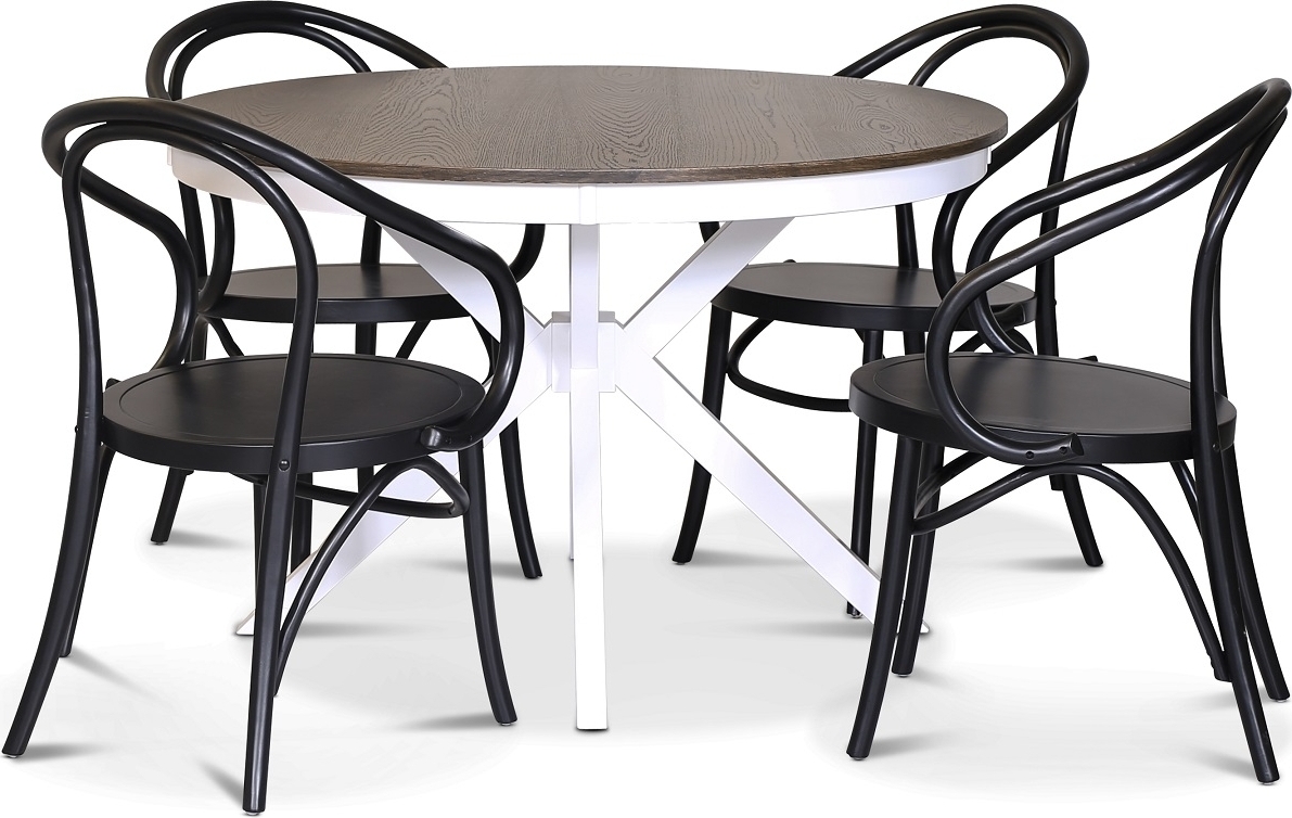 Skagen matgrupp; runt matbord 120 cm - Vit / brunbetsad ek med 4 st Danderyd No.30 stolar Svarta Skagen matgrupp; runt matbord 120 cm - Vit / brunbetsad ek med 4 st Danderyd No.30 stolar Svarta