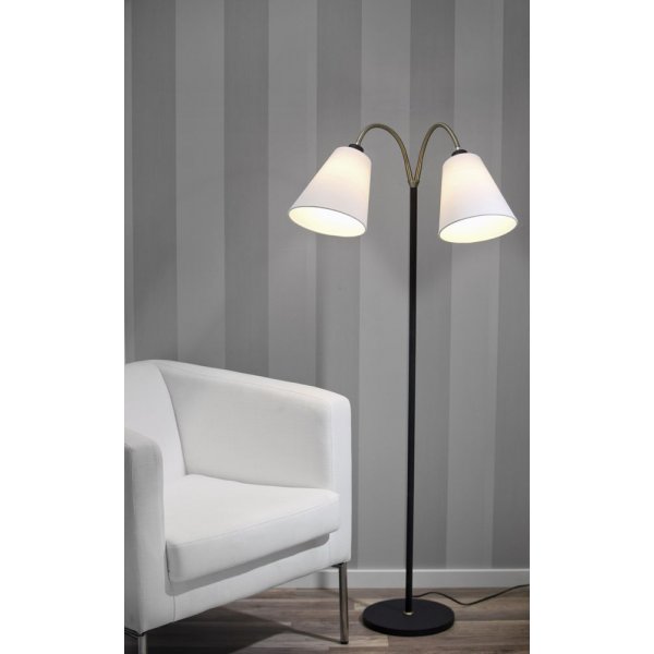 Lampadaire Ljusdal 2 bras / Noir/laiton mat Lampadaire Ljusdal 2 bras / Noir/laiton mat