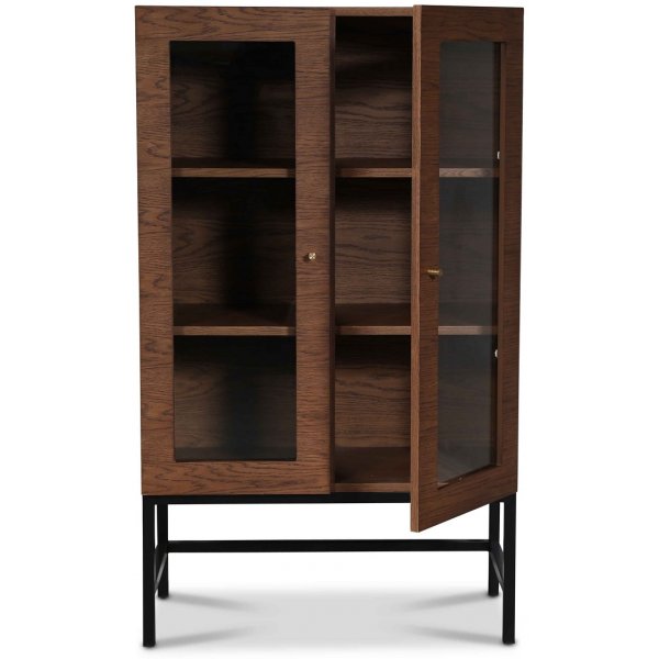 Carl vitrinskåp lågt (Highboard) - Brunbetsad ek Carl vitrinskåp lågt (Highboard) - Brunbetsad ek