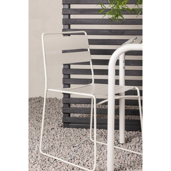 Borneo utematgrupp med 2 st Lina stolar - Beige