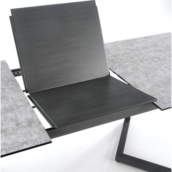 Liana matbord 160-210 cm - Grå Liana matbord 160-210 cm - Grå