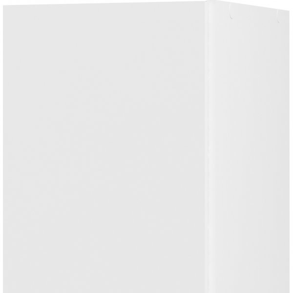 Garderob vit 40 cm bred och 175 cm hg + Mbeltassar