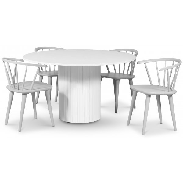 Pose matgrupp: Bord 130 cm inklusive 4 st gra Dalsland karmstolar - Vitbetsad ek