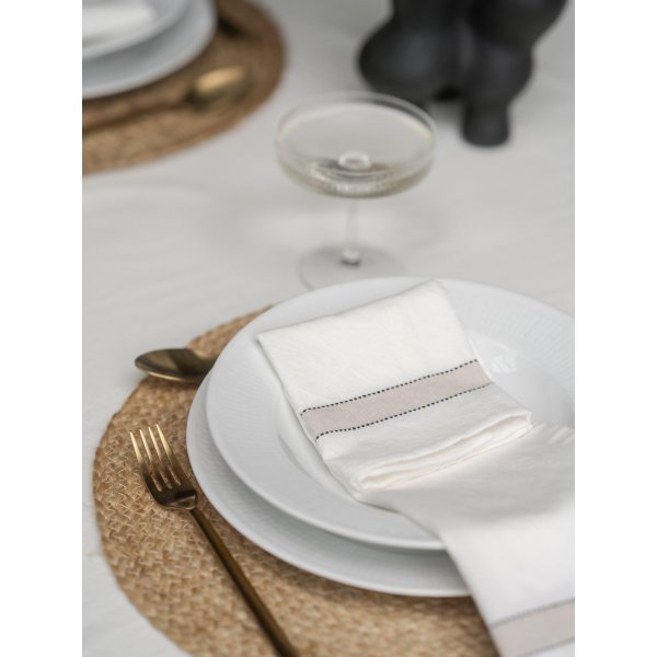 Siri kökshandduk 45 x 70 cm - Beige Siri kökshandduk 45 x 70 cm - Beige