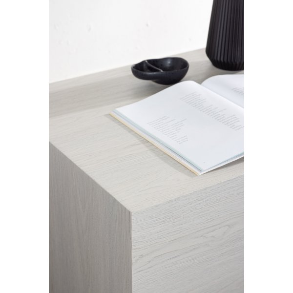 York soffbord 40 x 40 cm - Whitewash York soffbord 40 x 40 cm - Whitewash