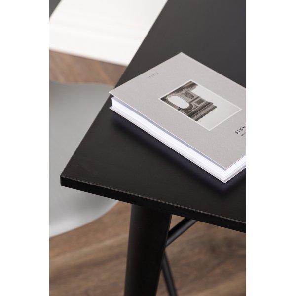 Tempe matbord 80 x 80 cm - Svart Tempe matbord 80 x 80 cm - Svart