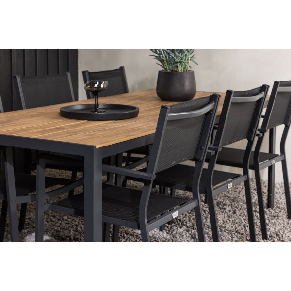 Chania matgrupp; 6 st stolar med bord 205 x 90 cm - Svart/natur Chania matgrupp; 6 st stolar med bord 205 x 90 cm - Svart/natur