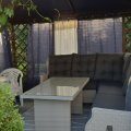 Kundbild Wembley st�llbar h�rnsoffa med bord - Ljus konstrotting: Det �r v�ldigt bekv�mt och...