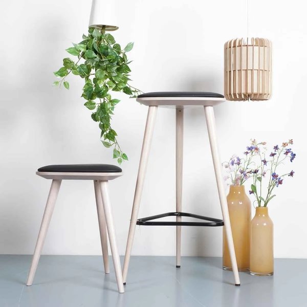 Finn barstol 75 cm - Valfri färg på stomme och klädsel Finn barstol 75 cm - Valfri färg på stomme och klädsel