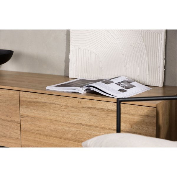 Frihamn TV-bänk - Ek Frihamn TV-bänk - Ek