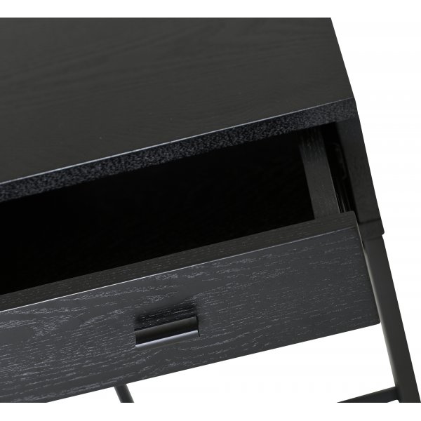 Regal sängbord - Svartlackad askfanér Regal sängbord - Svartlackad askfanér