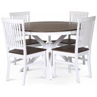 Skagen matgrupp; runt matbord Ø120 cm - Vit / brunoljad ek med 4 st Skagen stolar (Ribbor i ryggen) med brunoljad eksits Skagen matgrupp; runt matbord Ø120 cm - Vit / brunoljad ek med 4 st Skagen stolar (Ribbor i ryggen) med brunoljad eksits