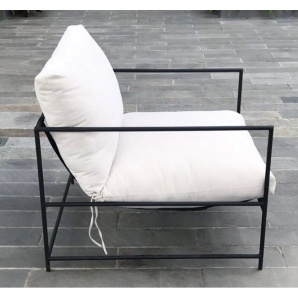 Raspö fåtölj - Svart / Vit Raspö fåtölj - Svart / Vit