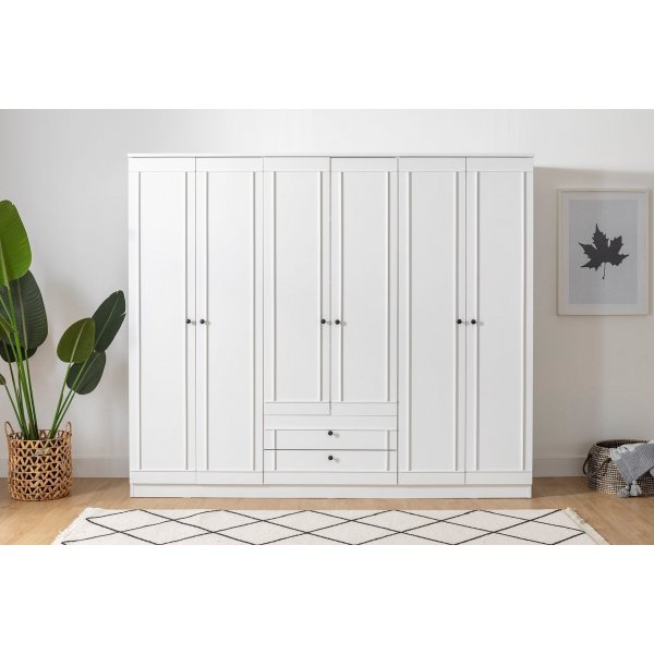 Armoire Lia 210 x 52 x 210 cm - Blanc Armoire Lia 210 x 52 x 210 cm - Blanc