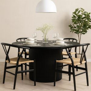 Astrid utdragbart matbord Ø140-180cm i svartbetsad ek med 4st Brandon karmstol i svart med repsits Astrid utdragbart matbord Ø140-180cm i svartbetsad ek med 4st Brandon karmstol i svart med repsits