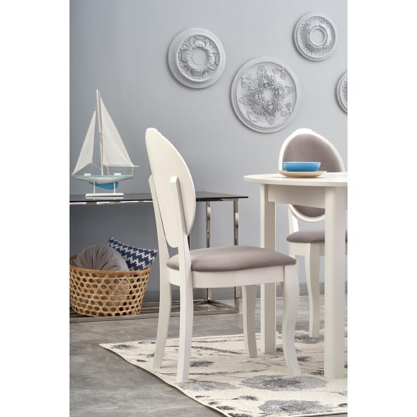 Matbord vitt förlängningsbart 102-142 cm + Möbeltassar Matbord vitt förlängningsbart 102-142 cm + Möbeltassar