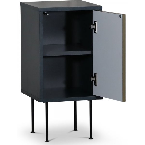 Volume grått sängbord med dörr i mässing Volume grått sängbord med dörr i mässing
