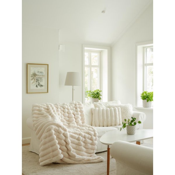 Coussin décoratif Liny Ivoire - 40 x 60 cm Coussin décoratif Liny Ivoire - 40 x 60 cm