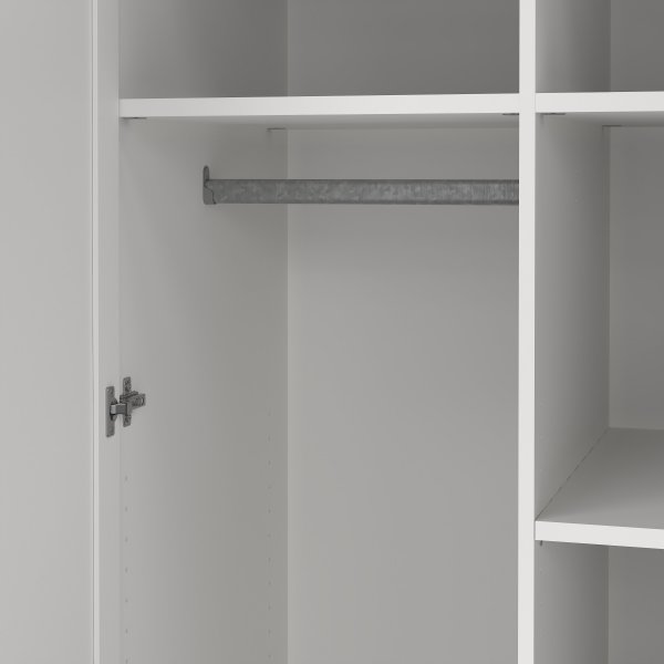 North garderob med 2 dörrar North garderob med 2 dörrar