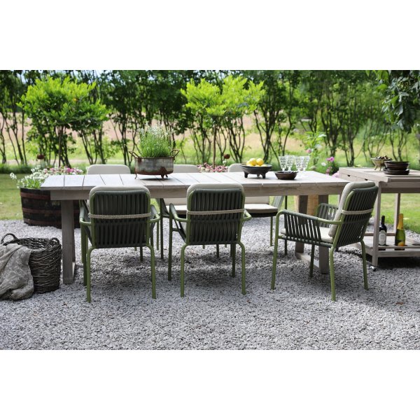 Matgrupp Salt gr teak: Bord 240 cm inklusive 6 st grna Lincoln karmstolar