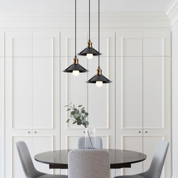 Berkeley taklampa 250-S2 - Svart Berkeley taklampa 250-S2 - Svart