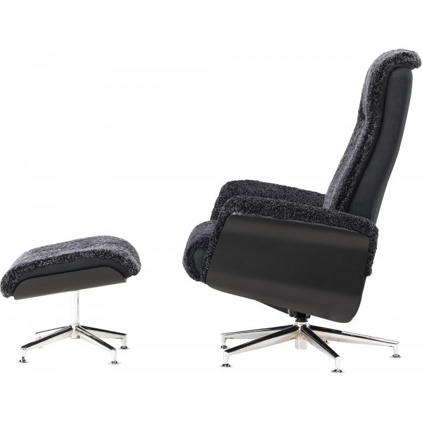Ulla fåtölj med fotpall i fårskinn - Mörkgrå / Svartbets / Krom + Fläckborttagare för möbler Ulla fåtölj med fotpall i fårskinn - Mörkgrå / Svartbets / Krom + Fläckborttagare för möbler