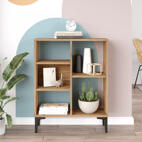 Lydia boekenkast - Grenen