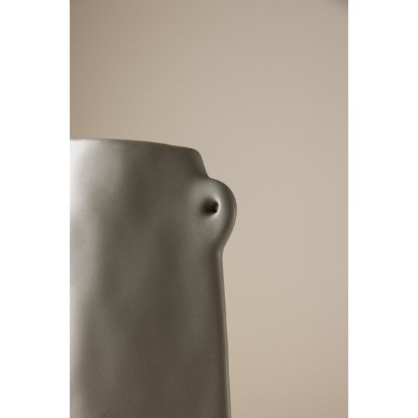 Vase Hie - Gris foncé Vase Hie - Gris foncé