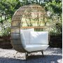 Igloo loungsoffa i rotting + Flckborttagare fr mbler