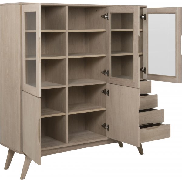 Marte vitrinskåp 140 cm - Ek Marte vitrinskåp 140 cm - Ek