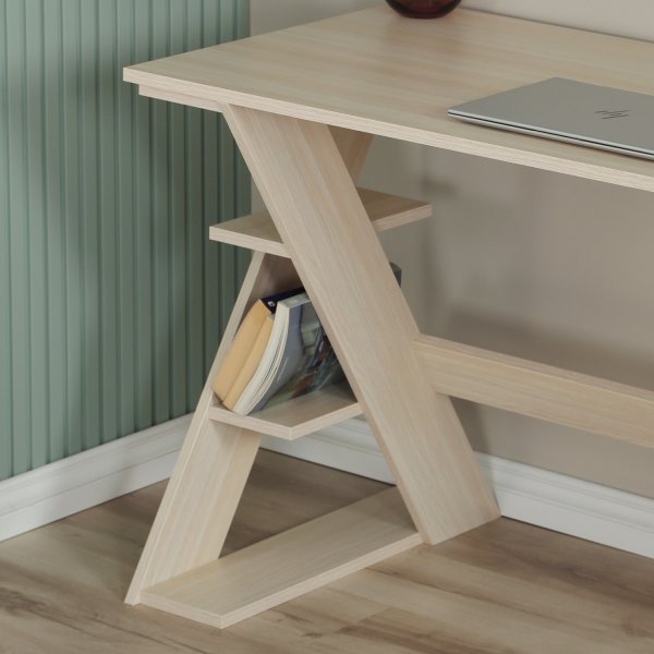 Lungo skrivbord 140 x 60 cm - Ljus ek Lungo skrivbord 140 x 60 cm - Ljus ek