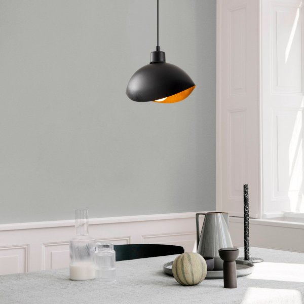 Sivani taklampa 833 - Svart